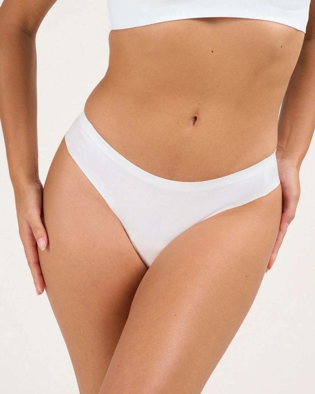 Tanga Invisible de Corte Láser